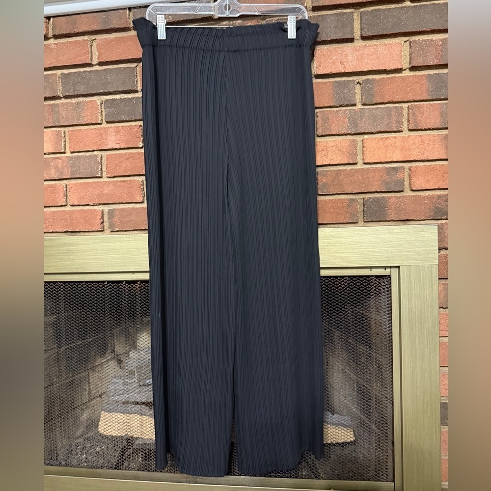 Joie Black Pleated stretch wide leg pants with elastic waist super comfy size L